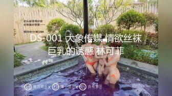 调教风骚大奶子女友，颜值高又很骚各种口交大鸡巴舔弄，揉着骚奶子爆草抽插