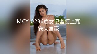 《母子乱伦》趁妈妈喝多了把她的大腿分开看到我妈完整的下面时⭐我终于是没忍住亲了上去有点咸但没有腥味