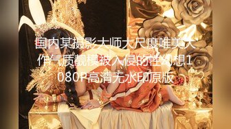 【新片速遞】 【火爆推荐❤️母女齐上阵】七彩女神『你的小辣辣』04.20㊙️重磅㊙️快手网红下海？母女直播大秀？高清源码无水印 