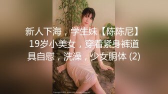 精品推荐小鲜肉教练指导美女玩健身双腿大尺度劈开谁也顶不住啊鸡巴硬梆梆的拿出来直接啪啪操穴