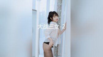 蜜汁女友露脸跟男友镜头前的放荡，完美身材让小哥吃奶玩逼水好多，口交大鸡巴听狼友指挥让小哥后入爆草好骚