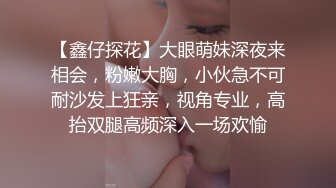 微博女神优优：我的内裤味道好骚啊，想看我叼着我的内裤吗，含在嘴里，哥哥操死我，草我的大屁股，啊啊啊，妹妹好难受，骚逼要爽死了！