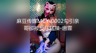 《黑客入侵秘?真实泄密》家庭摄像头破解偸拍小夫妻的性福生活~已经生过2孩的娇妻身材依然炸裂~性交频繁各种体位~孩子醒了抱着孩子肏