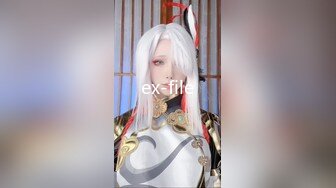 《极品稀缺☀️魔手☛外购》厕拍大佬找个好地方~某写字间蹲守女_厕还有个网红主_播基地超多颜值小姐姐入镜方便4K原画附生活照 (2)