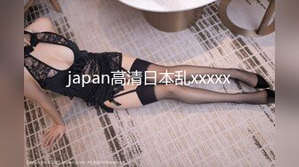 -演绎色狼尾随美女玩SM道具调教居然是无毛一线天馒头B